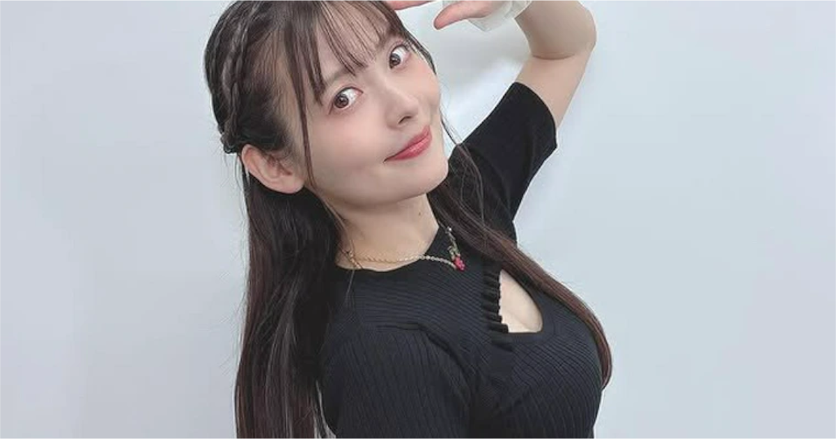 【画像】上坂すみれさんのたわわな谷間を集めてみた