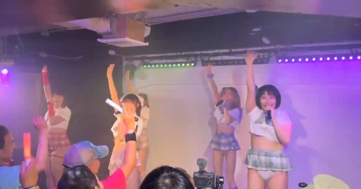 【動画】地下アイドルがライブ中に事故