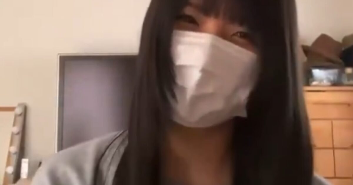 【動画】自分からのおっぱいモミモミする女の子wwwwwwwww