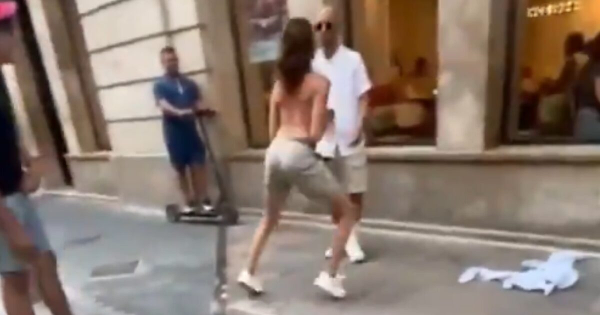 スペインの女さん、好きな男に対し理性が吹き飛んで猛烈アタックしてしまうww