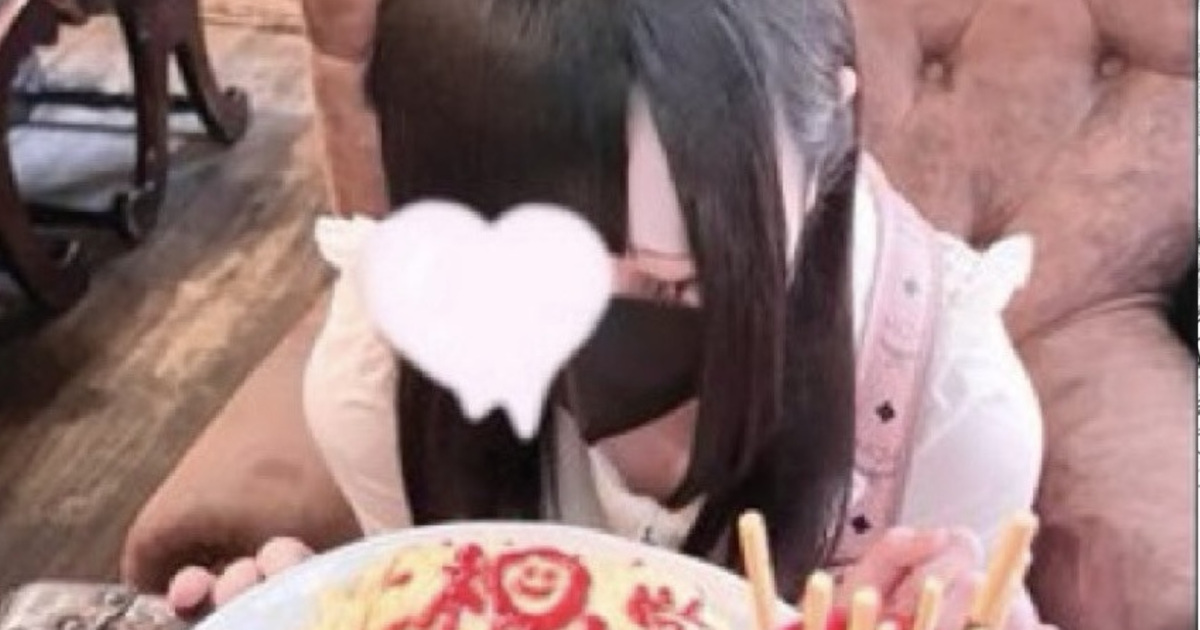 【悲報】風俗客みたいなソファ、見つかるｗｗｗｗｗｗｗｗｗｗｗｗｗｗｗ