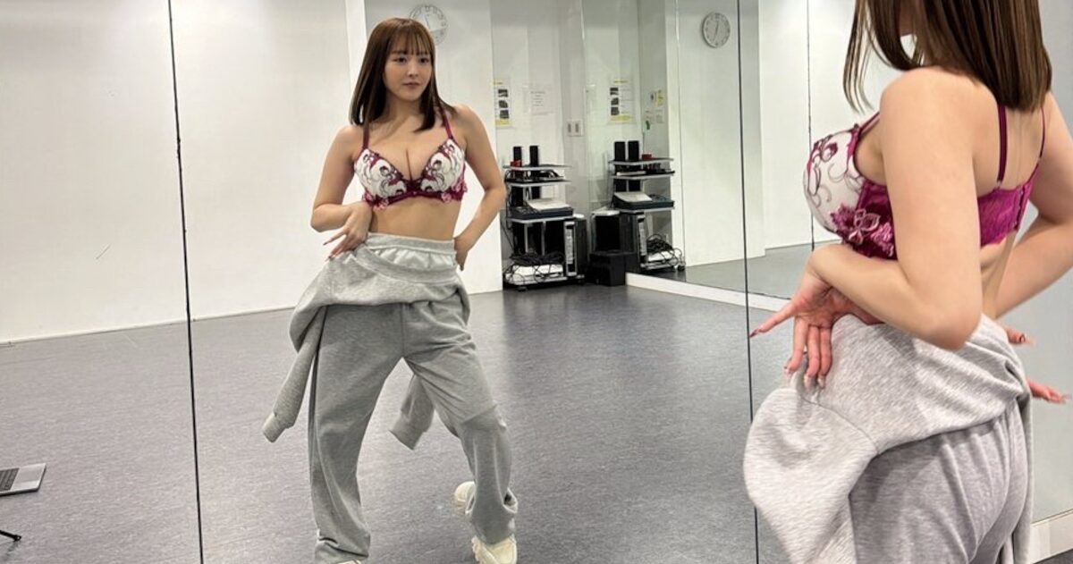 【画像】巨乳ダンサーさん(20)、全人類の精液を無駄打ちさせてしまう