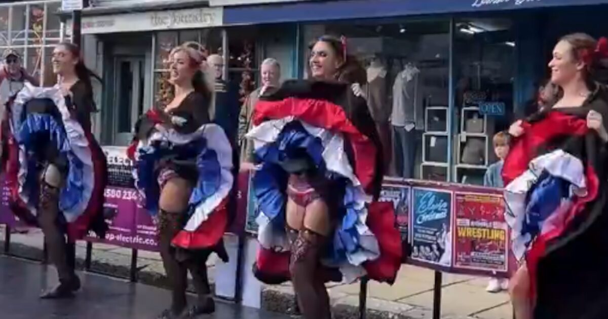 こういうスケベな伝統は残していくべきだよな