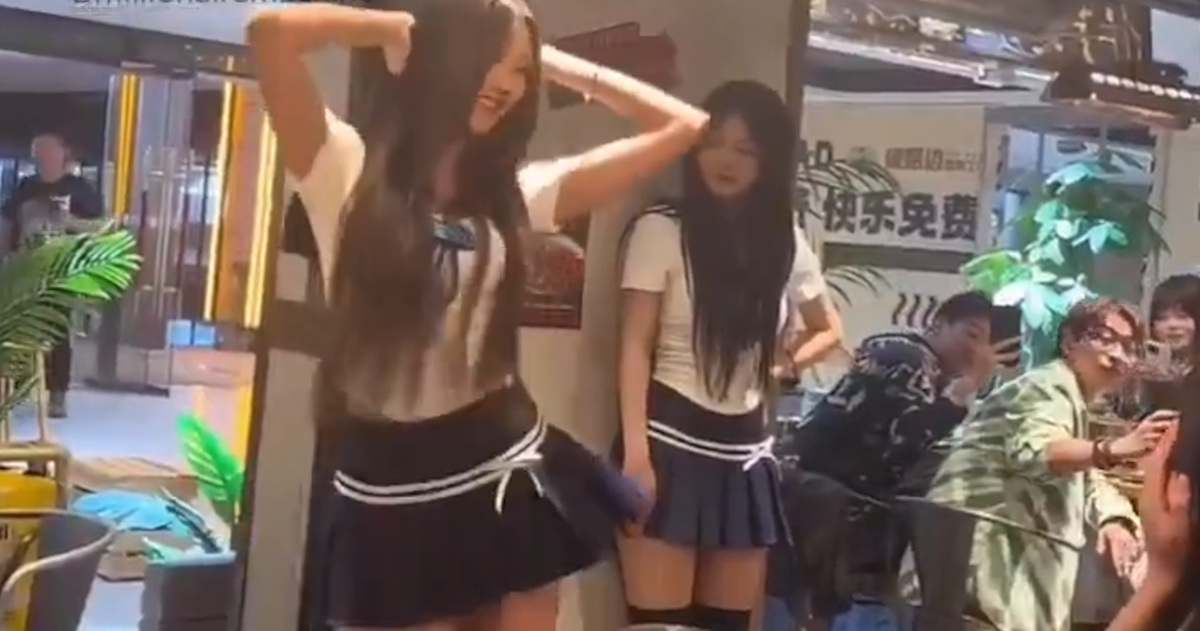 【動画】中国の飯屋、エッチすぎる！