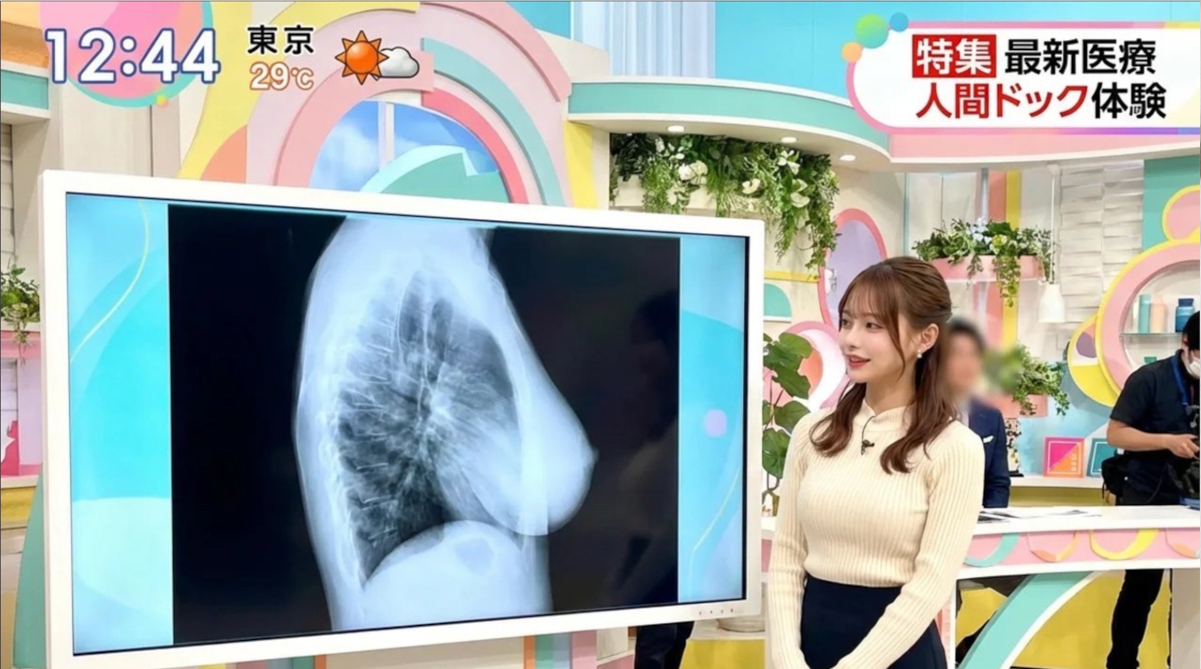 【悲報】美人アナウンサー、乳首が透けて炎上ｗｗｗｗｗ