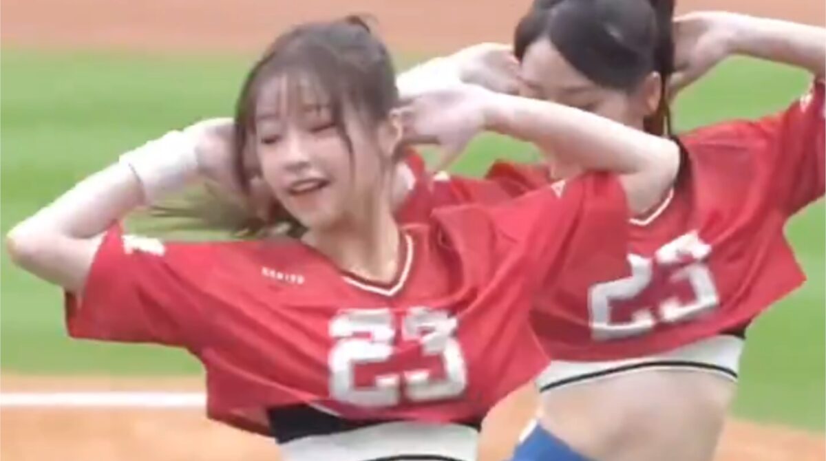 【動画】台湾チアガール、ダンスの振り付けが限界間近