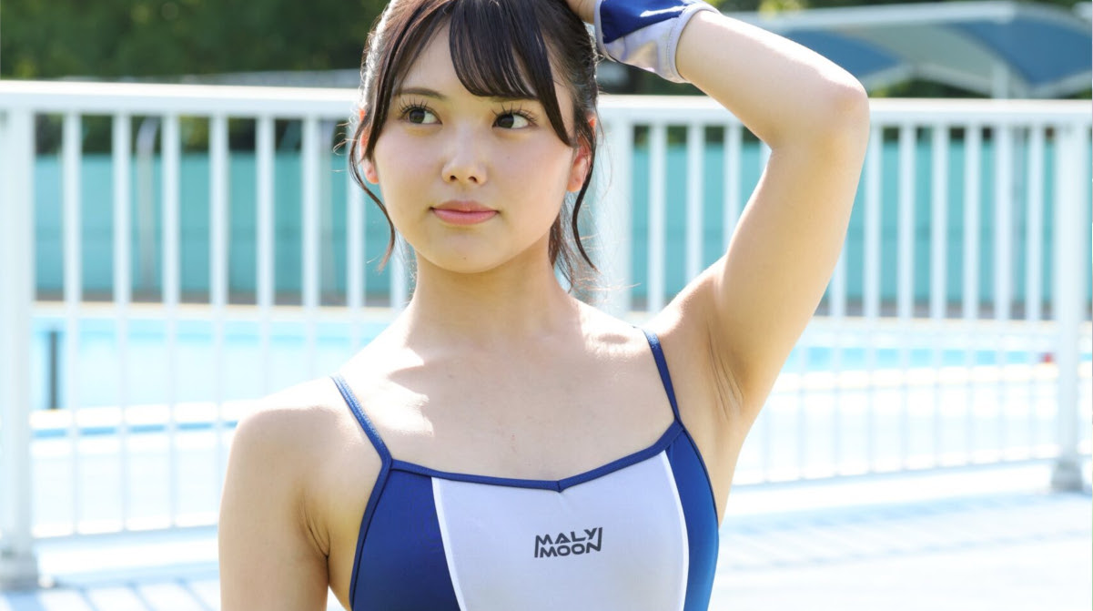 【画像】JKさん、撮影会でいきなりハイレグ水着にさせられてニップレスの位置やお尻の質感がリアル