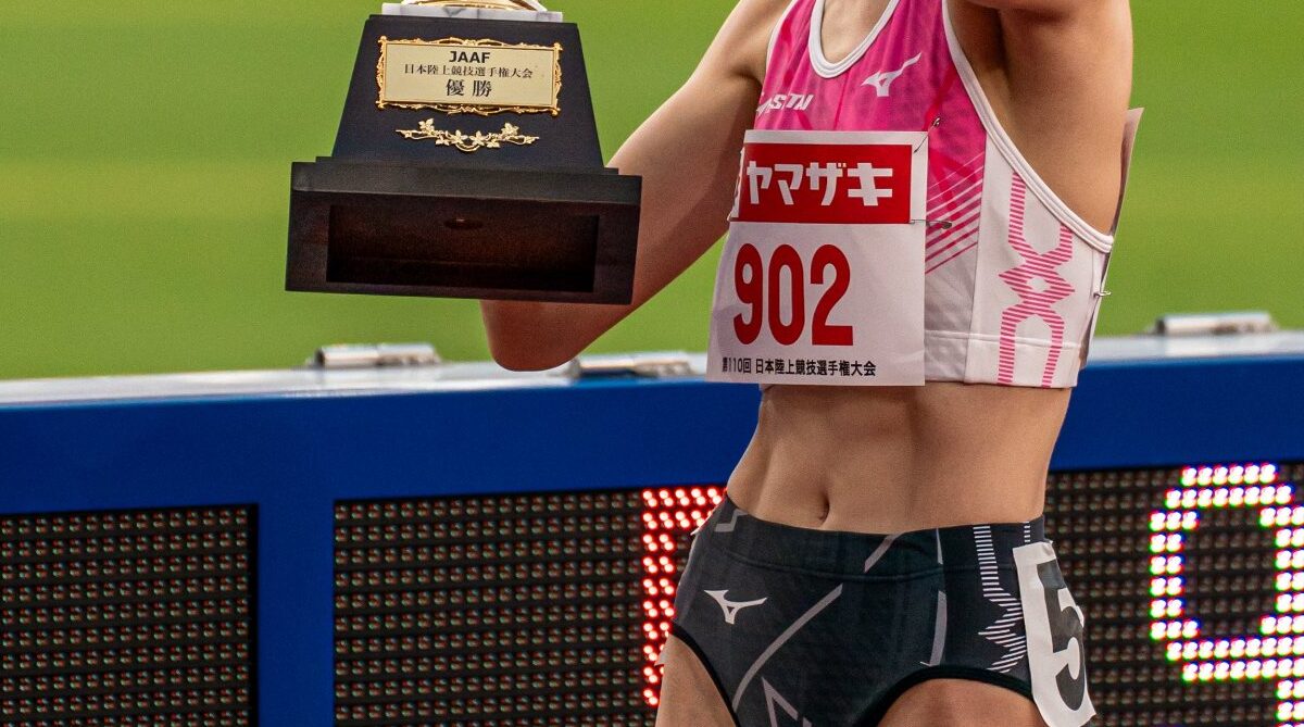 今の女子陸上のユニフォームってハイレグすぎじゃない？