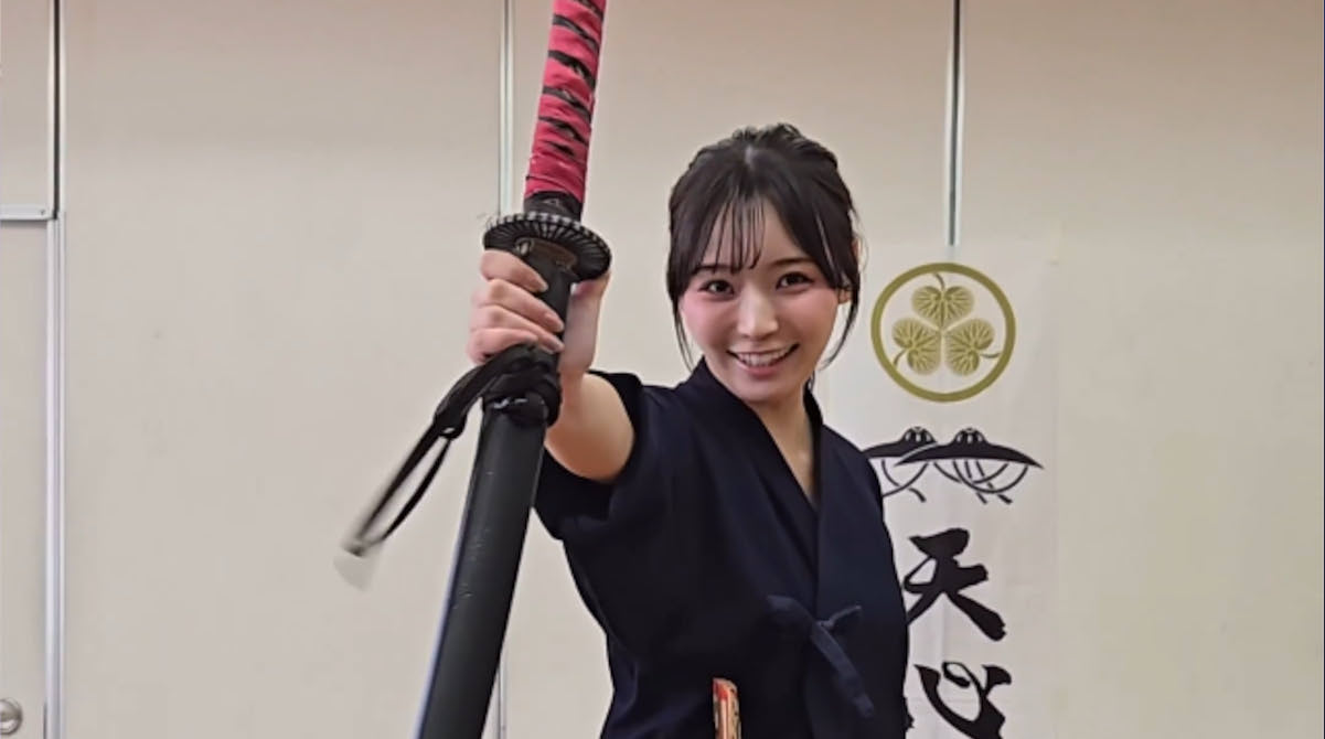 【動画】謎の女剣士が陰好み