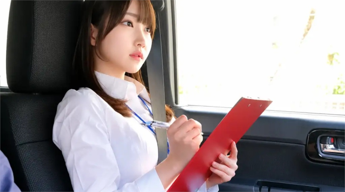 【画像】教習所のお姉さん、結構かわいい😳