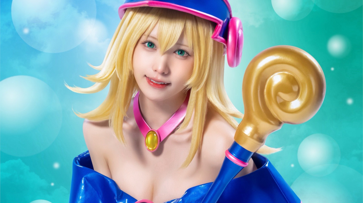 【速報】人気コスプレイヤーのえなこさん、魔法使い族だった