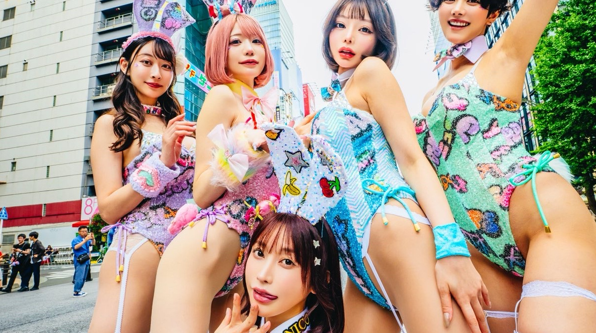 【画像】アキバに痴女集団襲来ｗｗｗｗｗｗｗｗｗｗｗｗｗｗｗｗｗｗｗｗｗｗｗ
