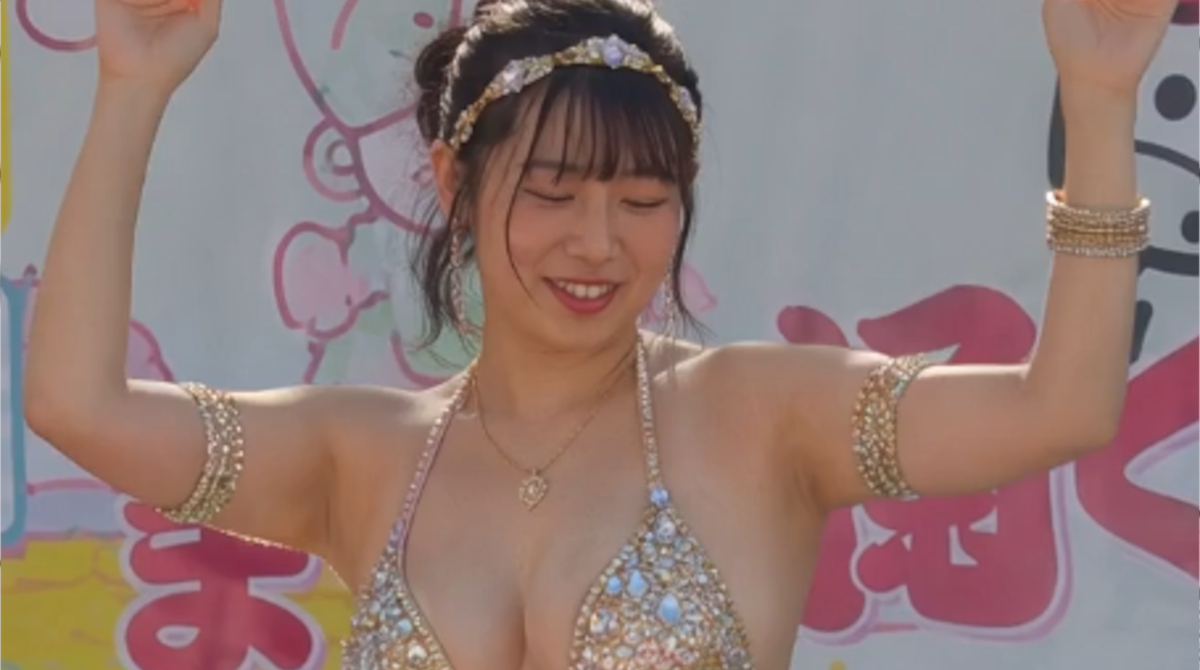 【動画】町内会の祭りの女子大生サンバダンサー、「ちょうどいい」すぎるｗｗｗｗｗｗ