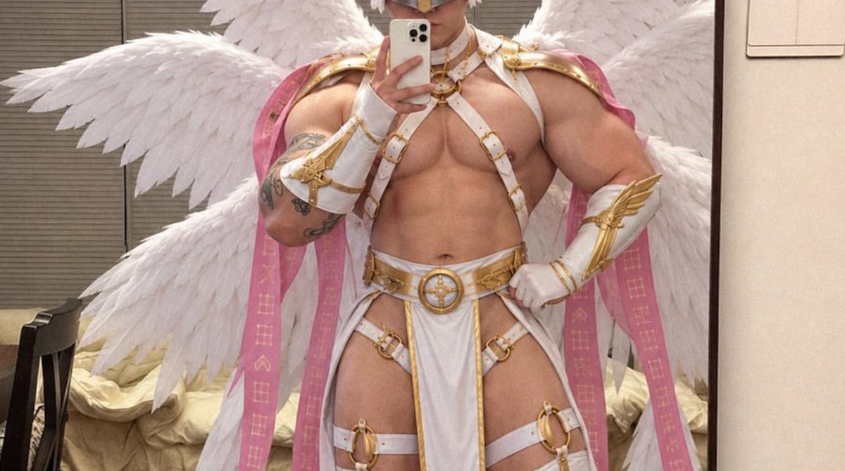 【画像】韓国まんさん、エンジェウーモンのむちむちコスプレを披露